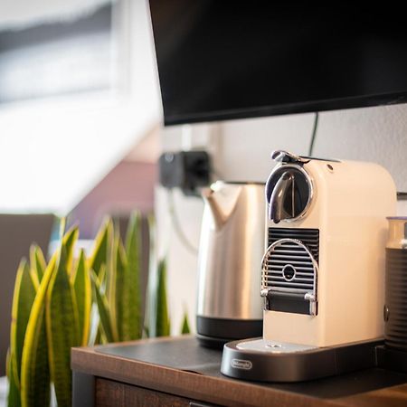 Federnest - Luxus-Studio - Kingsize Boxspringbett - Home-Office Mit Monitor Und Drucker - 11 Min Hbf 杜伊斯堡 外观 照片