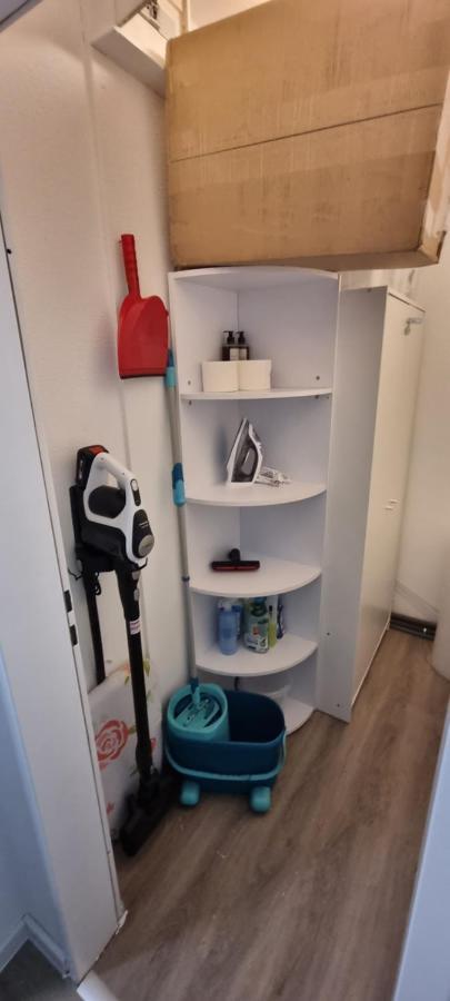 Federnest - Luxus-Studio - Kingsize Boxspringbett - Home-Office Mit Monitor Und Drucker - 11 Min Hbf 杜伊斯堡 外观 照片