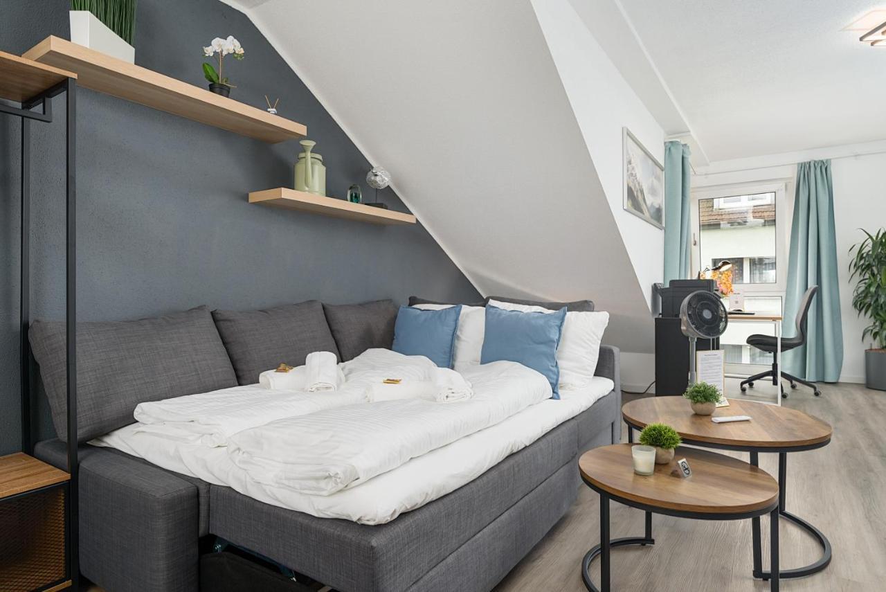 Federnest - Luxus-Studio - Kingsize Boxspringbett - Home-Office Mit Monitor Und Drucker - 11 Min Hbf 杜伊斯堡 外观 照片